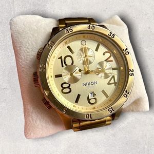 Authentic Gold Nixon The 48-20 Chrono watch- 6 hand chronograph 48mm new battery